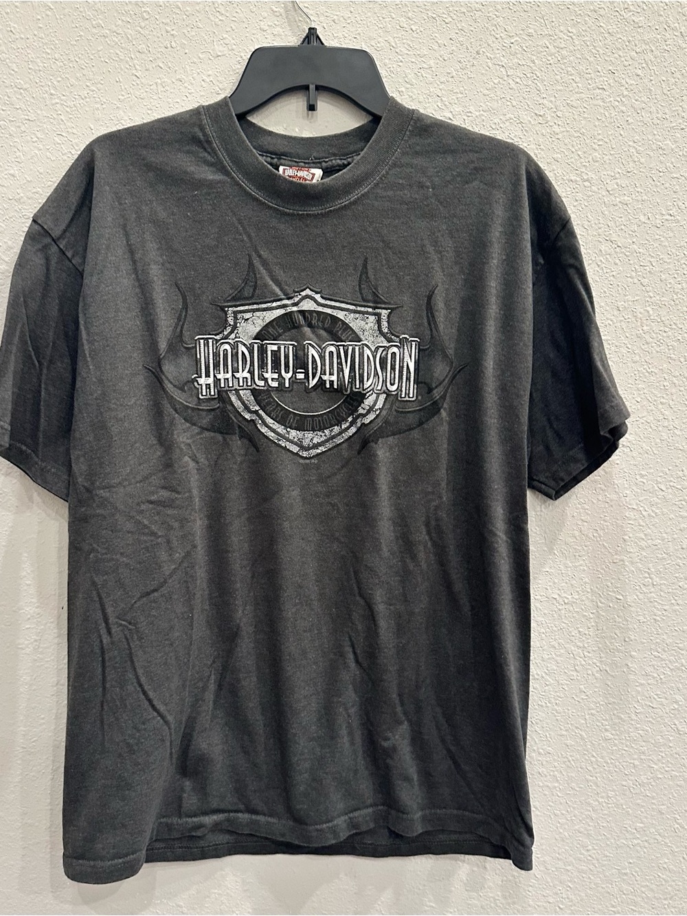 Harley-Davidson Black Short Sleeve Tee with Gray Crest Graphic